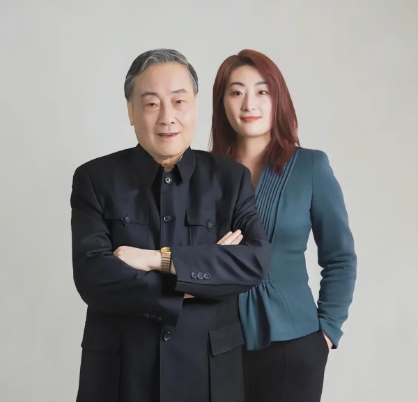 猎股网 宗馥莉曾用美国护照买房？揭秘宗家的美国往事